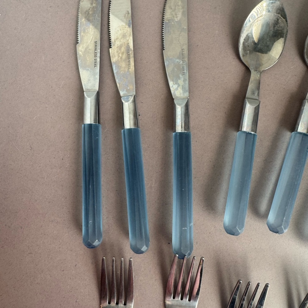 Stanley Roberts CITY LIGHTS Silverware set - Picture 6 of 7